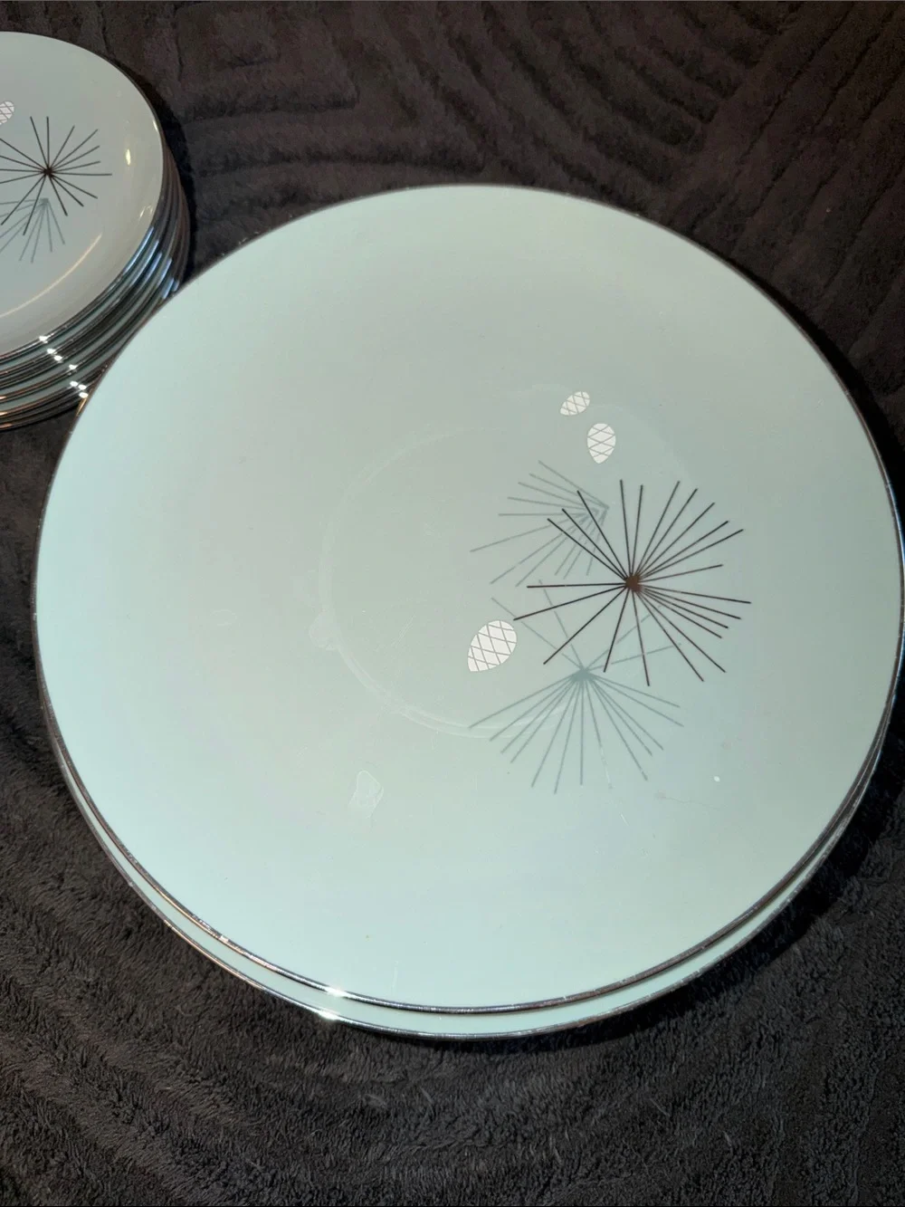 Light Blue Retro Atomic Dinner Plate Set with Silver Trim Silver Pine